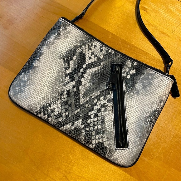 GAP Handbags - GAP Accessories Leather Snake Print Crossbody Bag
